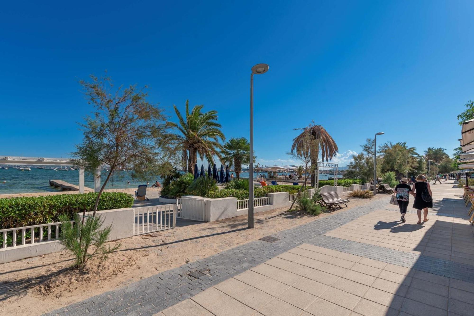 Vora Mar Beachfront Apartment By Sealand Villas Port de Pollença Exterior foto